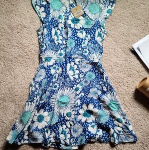 Girl dress size 8